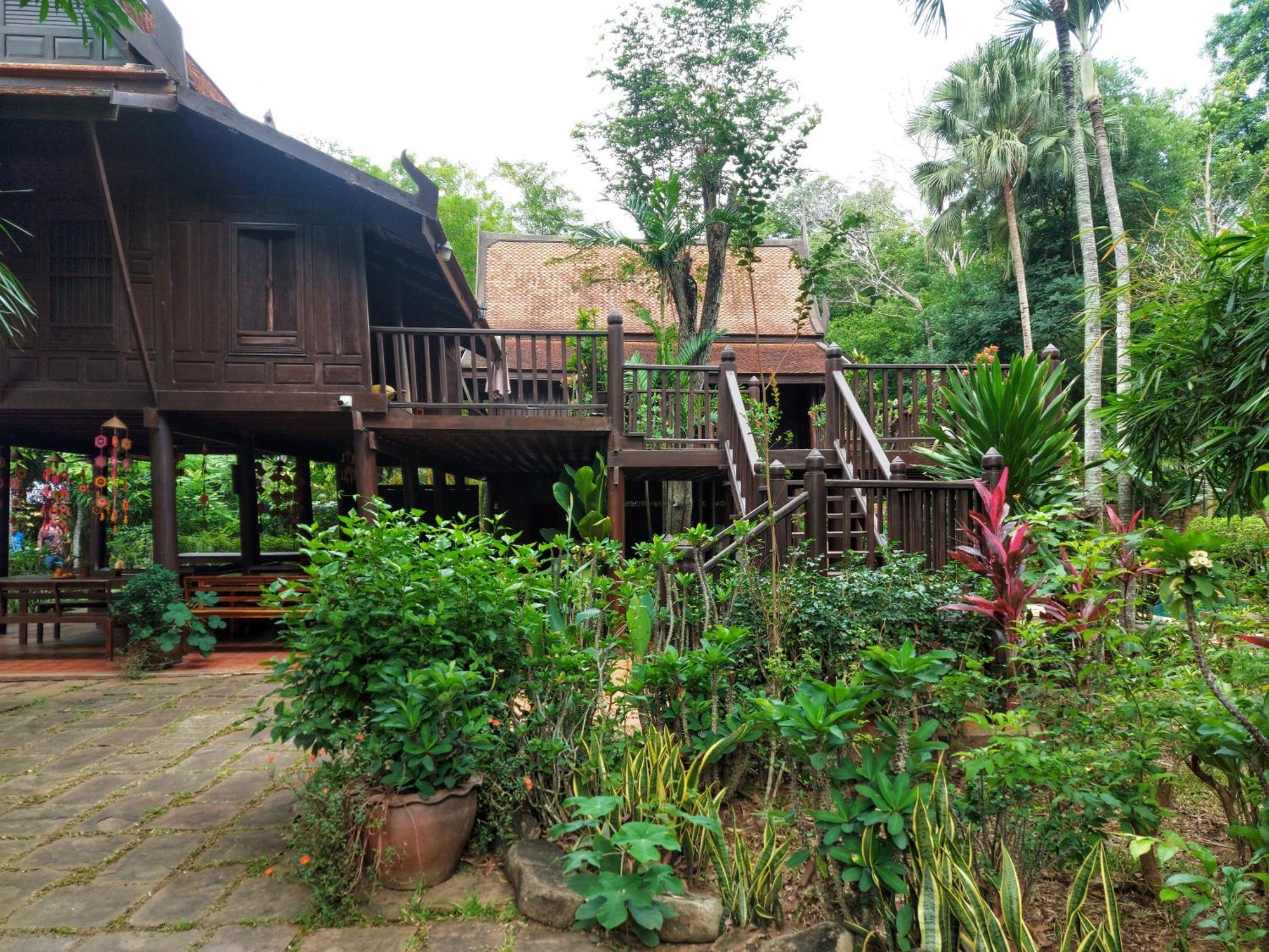 Mekong Villas Pak Chom Exterior photo